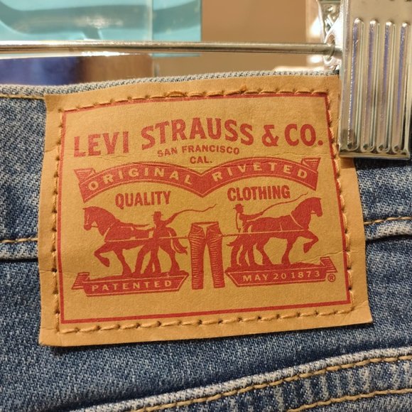 Levi's Mile High Cropped Wide Leg Jeans Button Fly Medium Wash - Picture 8 of 11